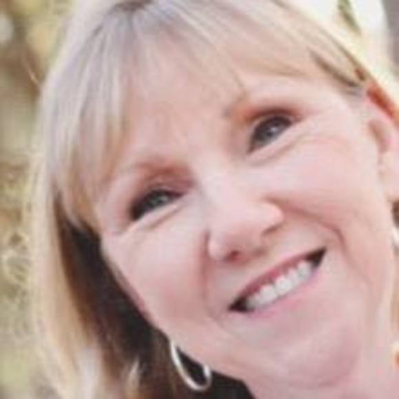 Meet your Posher, Sherry - Picture 1 of 1